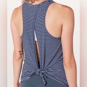 Lululemon All Tied Up Tank size 6